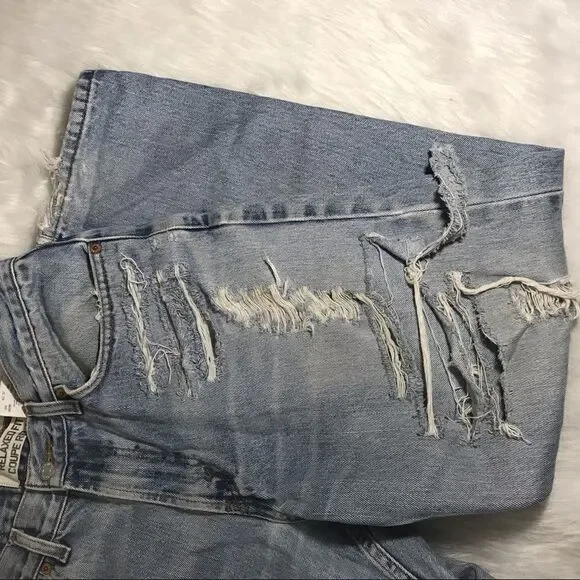 Levi’s    - Picture 8 of 8